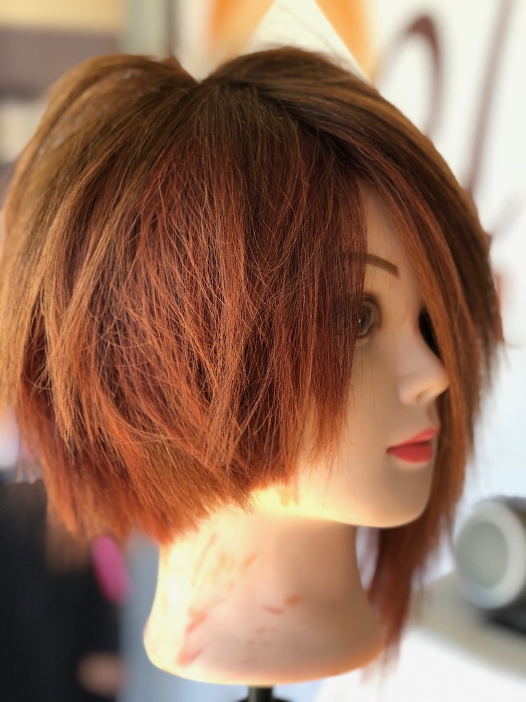 Asymmetrical hair cut